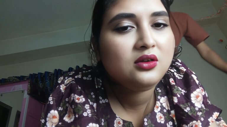 Full Face Doggy Style Sex with Bangla Talking – Real Bangladeshi Couple